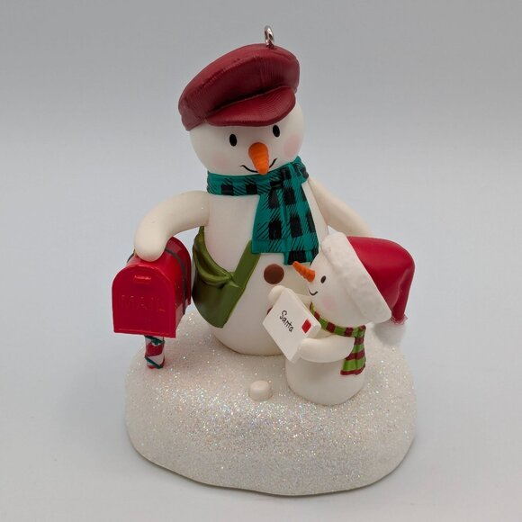 Hallmark Keepsake Special Delivery 2018 Magic Sound Christmas Ornament - Picture 3 of 11